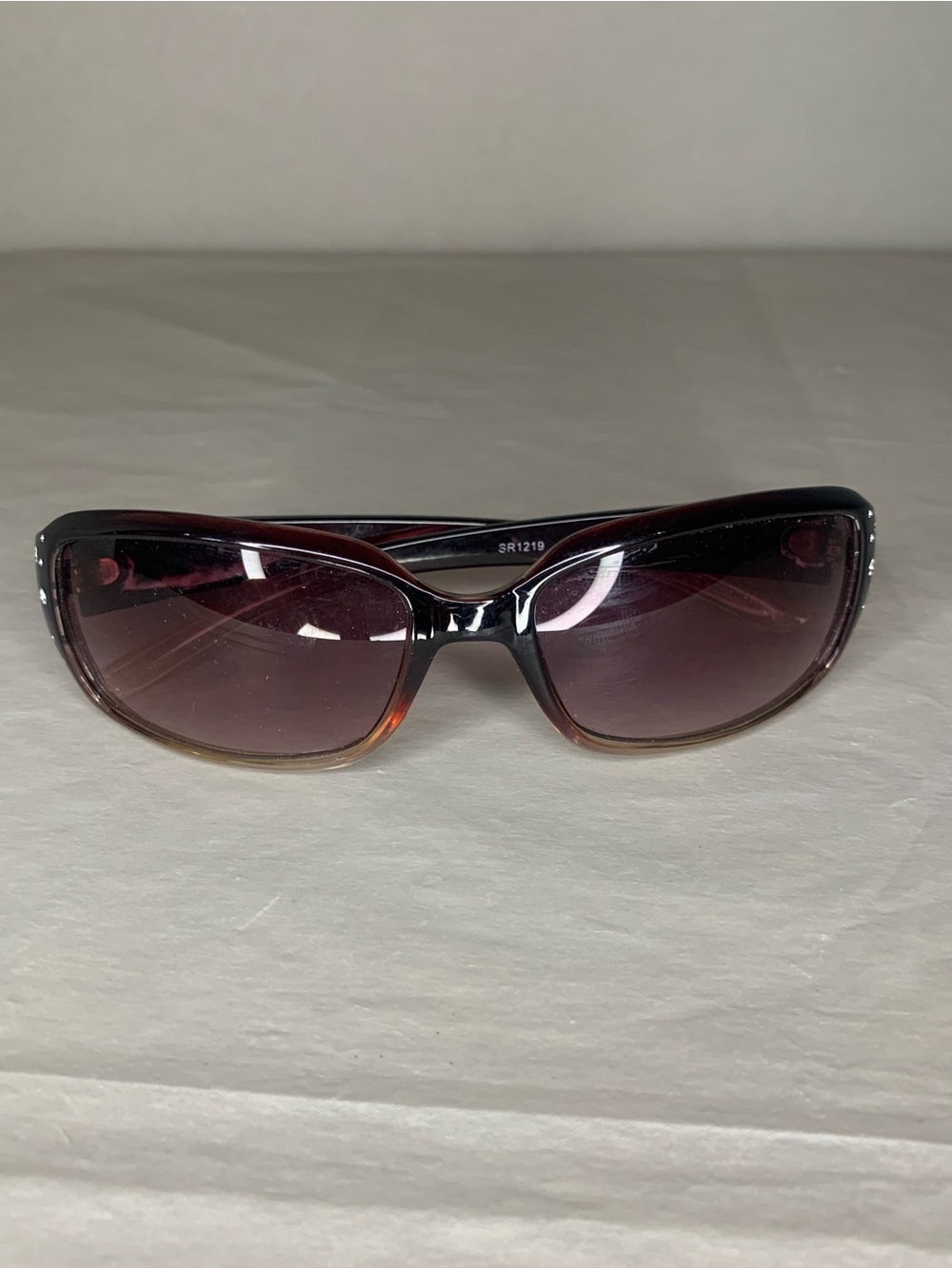 Women's Brown Gradient Rim Sunglasses - Sleek Everyday Style